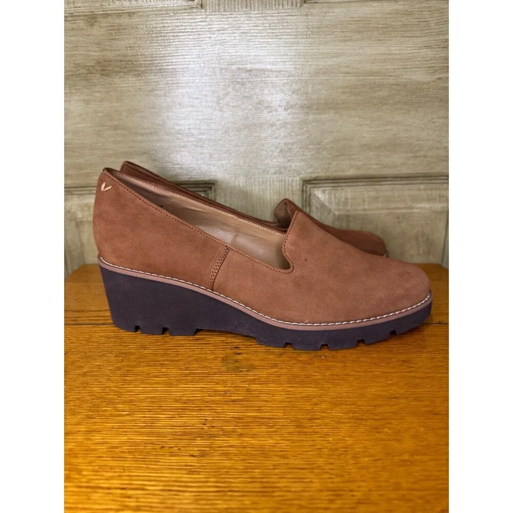 Vionic Water Repellent Wedges Willa Wedge Toffee NEW Size 11
